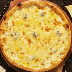 Пицца Квадро формаджи (4 сыра)